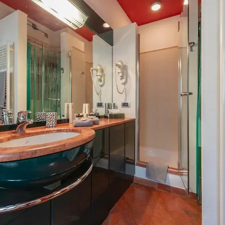 Apartment Duomo - Santo Stefano Milan
